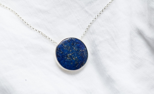 Naszyjnik z lapis lazuli