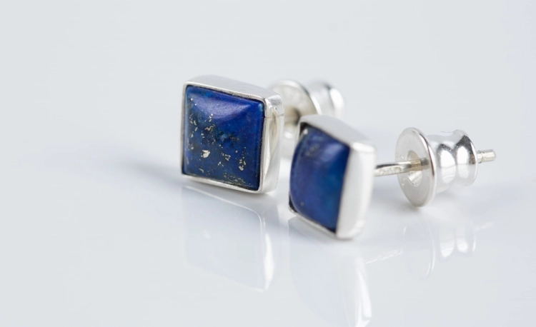 sztyfty z lapis lazuli