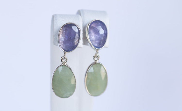 kolczyki z tanzanitem