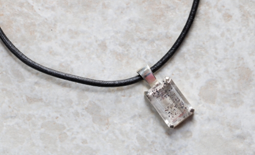 Naszyjnik srebrny z prostokątnym kwarcem