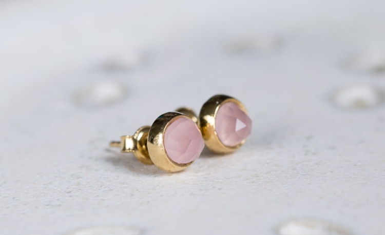 Agat różany - pozłacane sztyfty