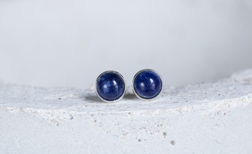 Sodalit - srebrne sztyfty z granatowym kamieniem
