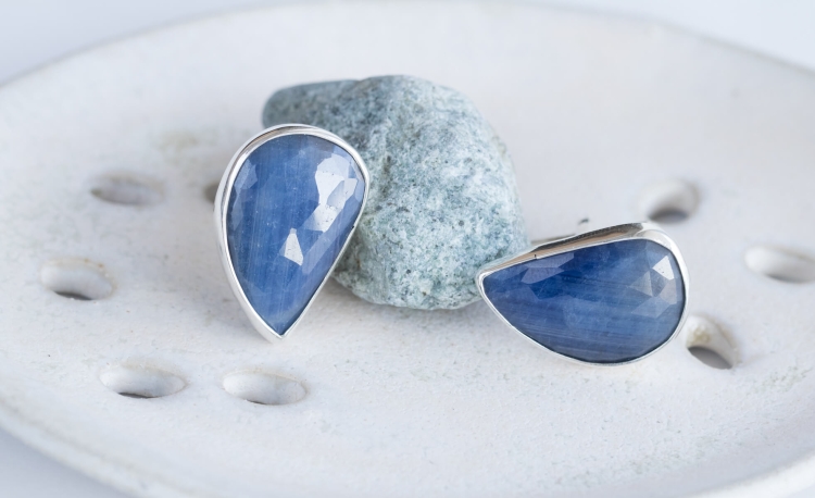 Spinki do mankietów z szafirem