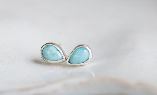 Srebrne sztyfty z larimarem