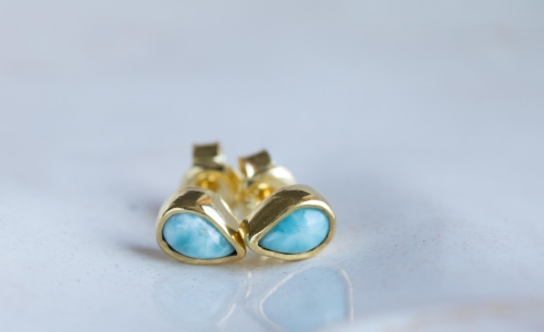 Złocone sztyfty z larimarem