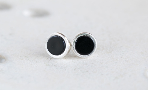 Srebrne kolczyki z czarnymi onyksami