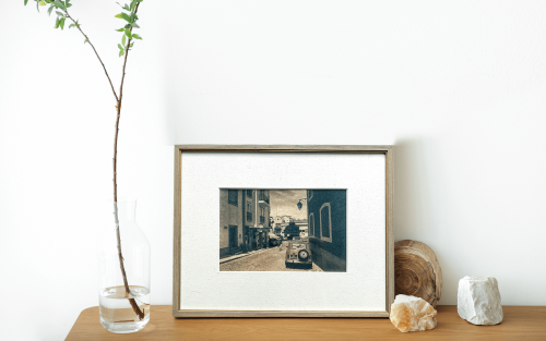 Oprawiona fotografia, wykonana w technice cyjanotypii, Portugalia.