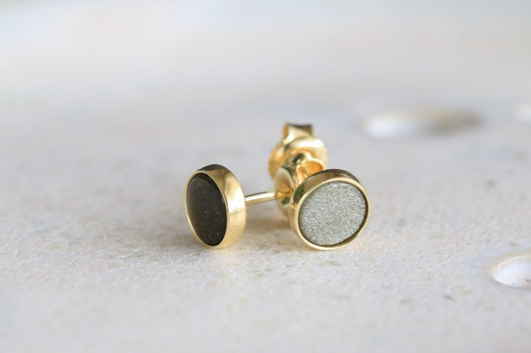 Pozłacane sztyfty z obsydianem złocistym