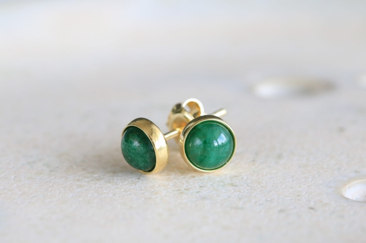 Złocone sztyfty z zielonym awenturynem