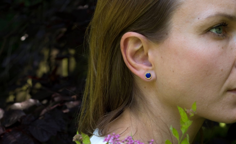 Pozłacane sztyfty z lapis lazuli