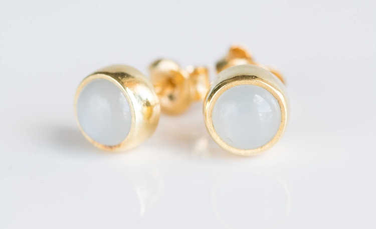 Kamień księżycowy - kolczyki srebrne pozłacane